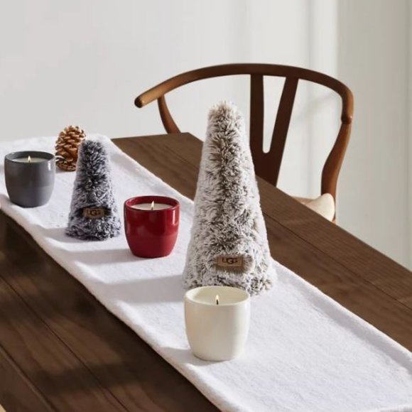 NEW UGG Dawson 72-Inch Table Runner in Oatmeal - Soft - Fluffy - Classic - Picture 2 of 3